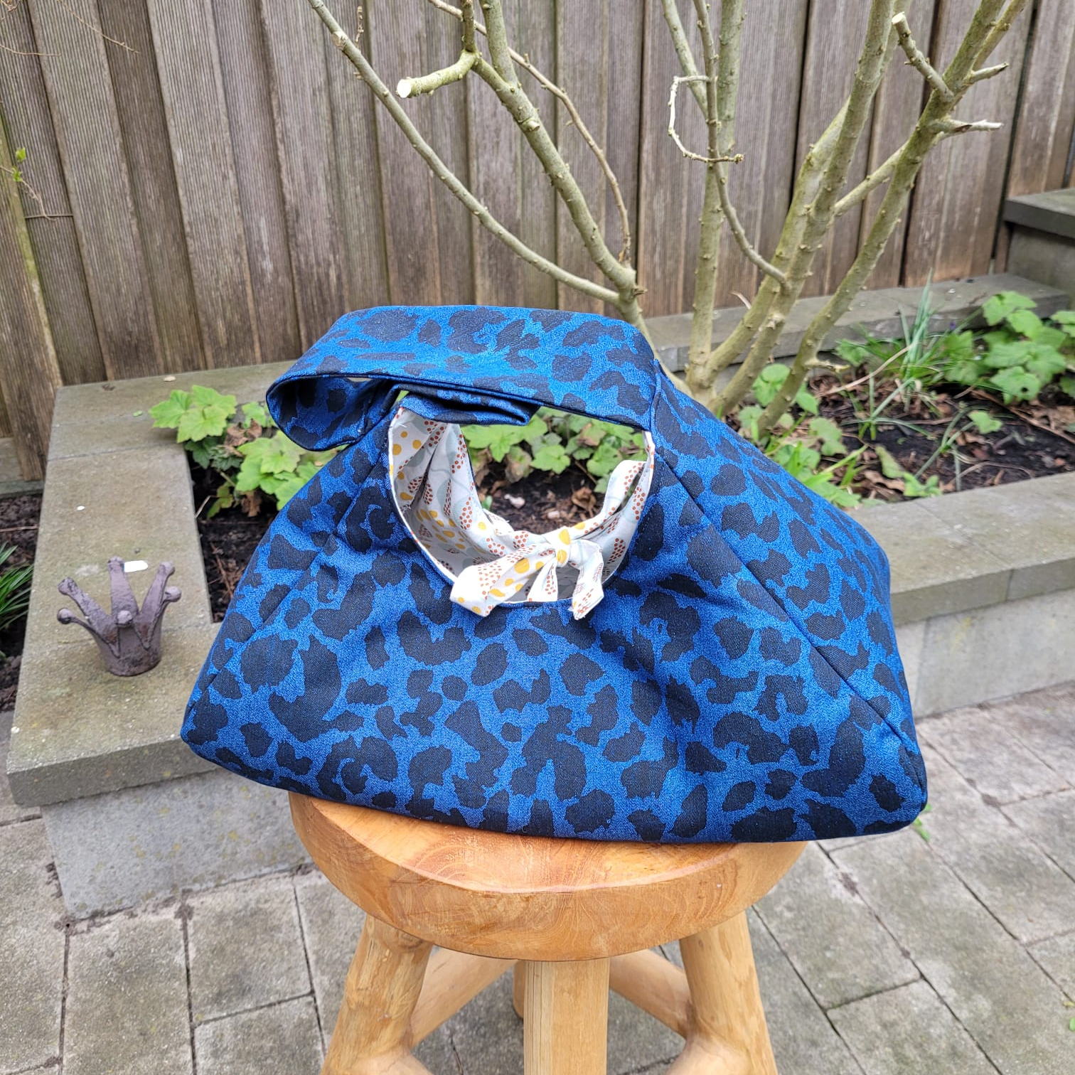 Hobo bag: gevoerd en met binnenzak